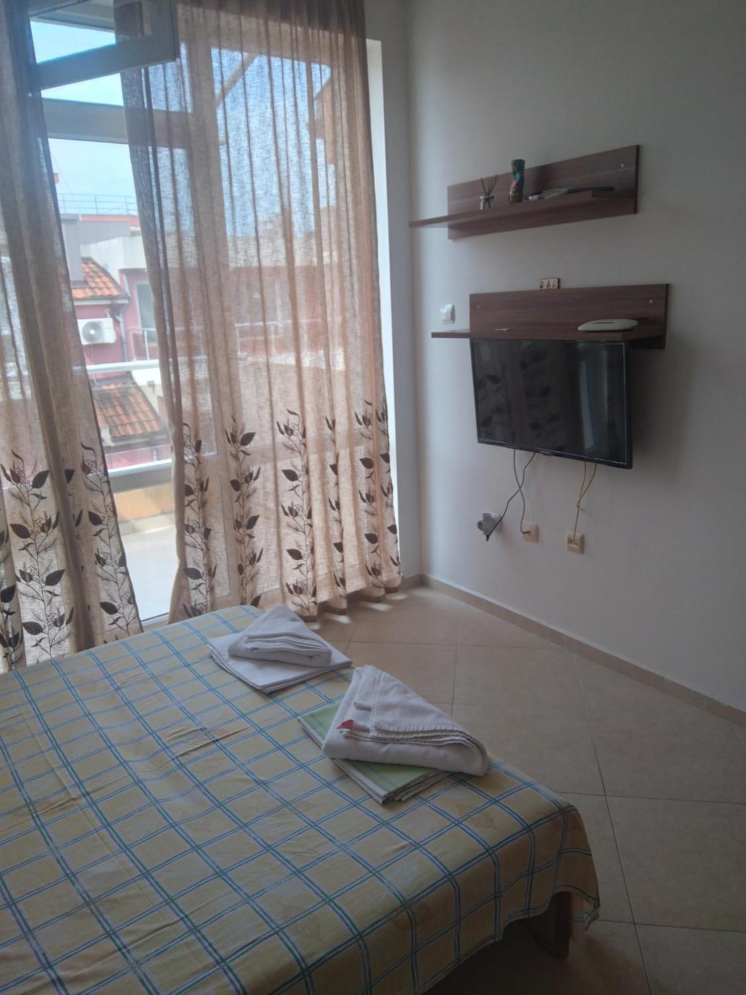 Apartments Dani Pomorie Exterior foto